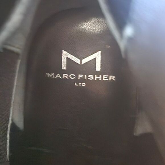MARC FISHER LTD "Ramio" Black Leather Heeled Chelsea‎ Boot  - Size 9 - Picture 9 of 9